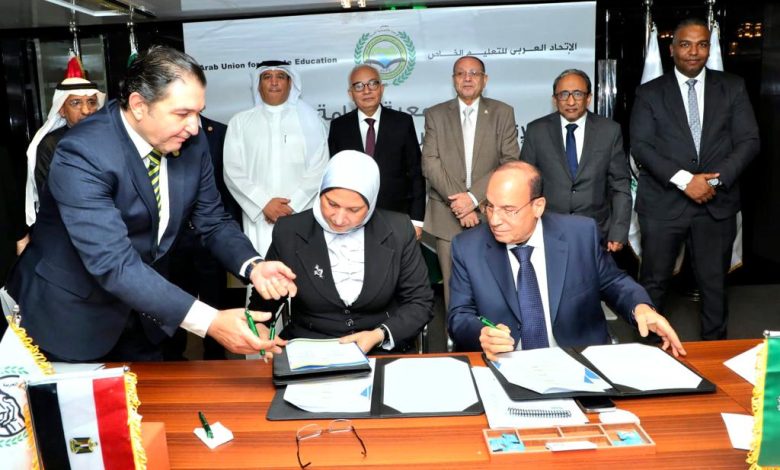 حجازى : القيادة السياسية تدعم وتشجع الاستثمار فى مجال التعليم 5 IMG 20230603 WA0126