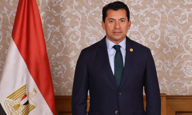 وزير الرياضة يطمئن علي بعثة النادي الاهلي في المغرب 1 IMG 20230608 WA0181