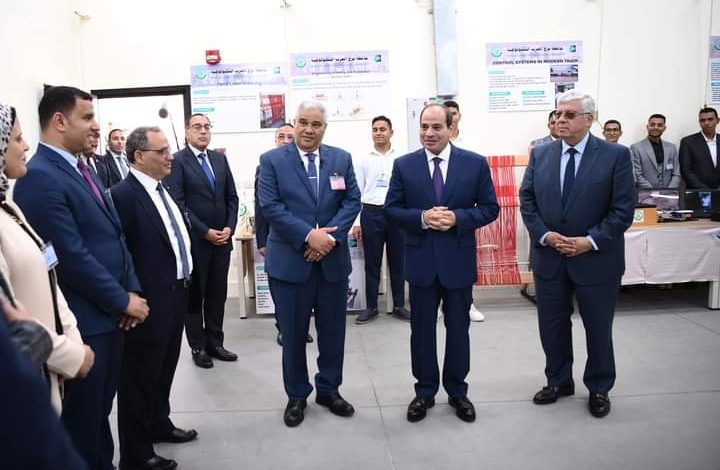 الرئيس السيسي يتفقد معامل وورش جامعة برج العرب التكنولوجية 5 IMG 20230614 WA0157