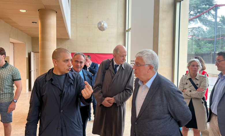 وزير التعليم العالي يتفقد «بيت مصر» في باريس 4 IMG 20230622 WA0075