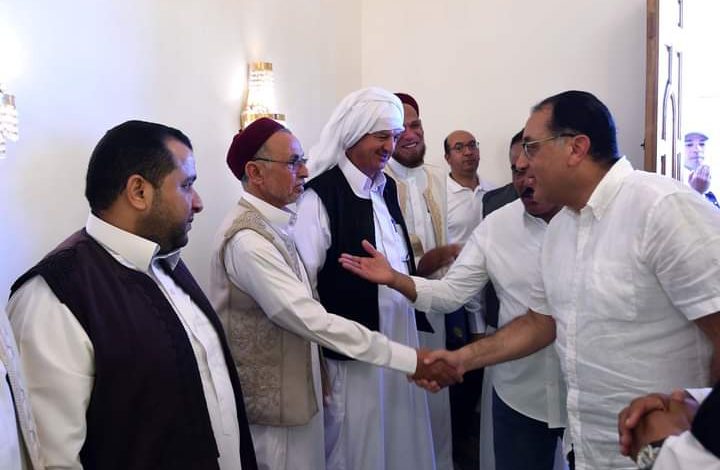 رئيس الوزراء يلتقى عمد ومشايخ ونواب مطروح فى واحة سيوة 6 FB IMG 1689008353456