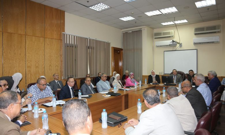 اجتماع موسع لهيئة جودة التعليم بمديري إدارات الجودة بالمحافظات 3 IMG 20230816 WA0067