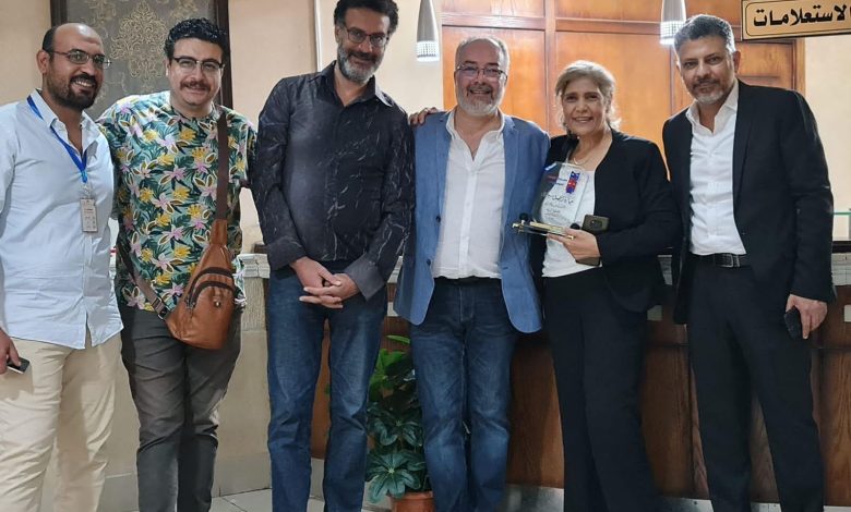 عرض "فريدة" يحصد جائزة أفضل سينوجرافيا بمهرجان الزرقاء بالأردن 3 IMG 20230819 WA0007