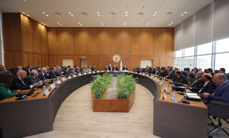 المجلس الأعلى للجامعات يناقش استعداد المستشفيات الجامعية لاستقبال الطلاب الجُدد لإجراء الكشف الطبي 7 IMG 20230826 WA0174