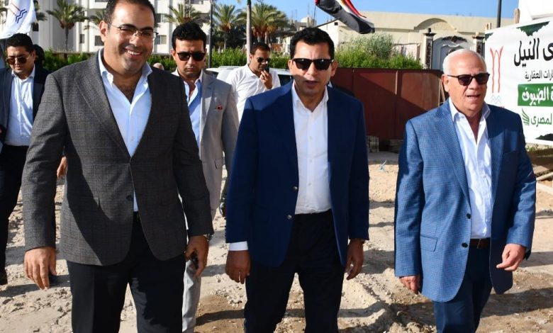 وزير الرياضة ومحافظ بورسعيد يتفقدان اعمال تطوير ستاد بورسعيد الجديد 4 IMG 20230901 WA0171