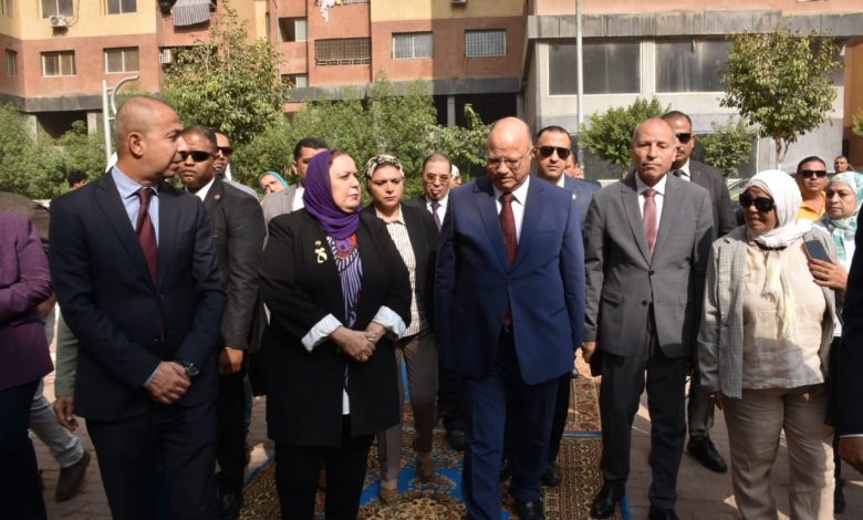 محافظ القاهرة يتفقد أنشطة قافلة جامعة عين شمس التنموية الشاملة بحي أهالينا 1 IMG 20230926 WA0123