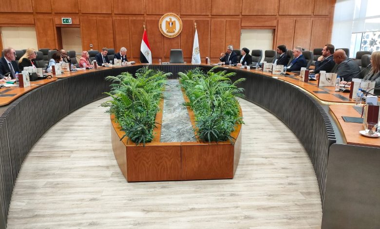 أمين المجلس الأعلى للجامعات يبحث التعاون العلمي مع وفد بريطاني 5 IMG 20230928 WA0173