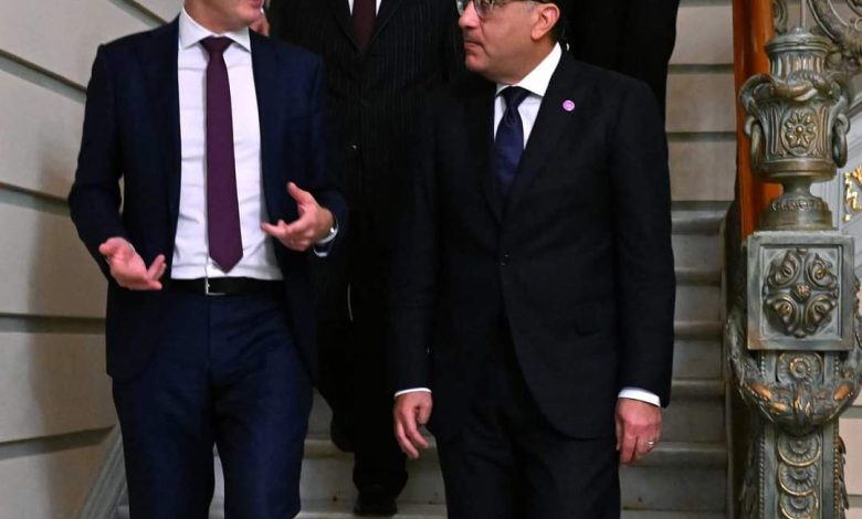 على هامش منتدى "البوابة العالمية" في بروكسل:مدبولى يلتقى بنظيره البلجيكى 4 FB IMG 1698330405549