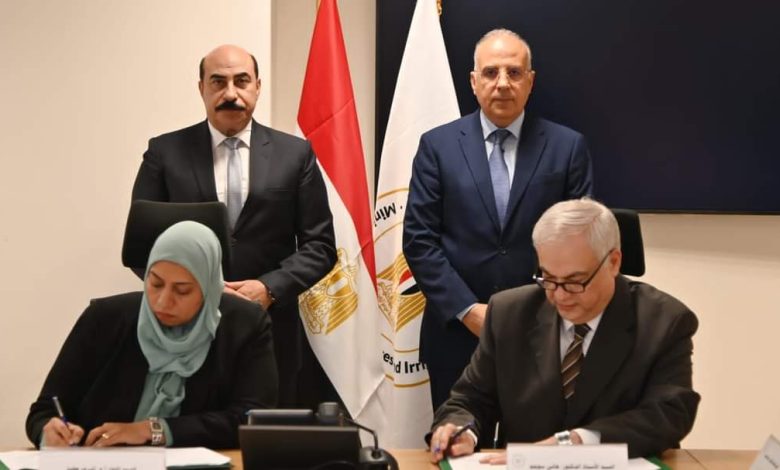 بروتوكول لتعظيم الإستفادة من أملاك الري بمحافظة أسوان 4 FB IMG 1698331254357