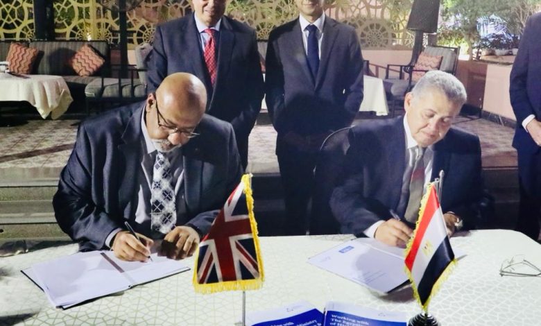وزير التعليم العالي يشهد توقيع مذكرتي تفاهم مع جامعتي كامبريدج وجامعة كانتربري كرايست تشيرش 4 IMG 20231002 WA0084