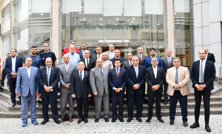 وزير الشباب والرياضة يجتمع برؤساء الاتحادات الرياضية 4 IMG 20231002 WA0149