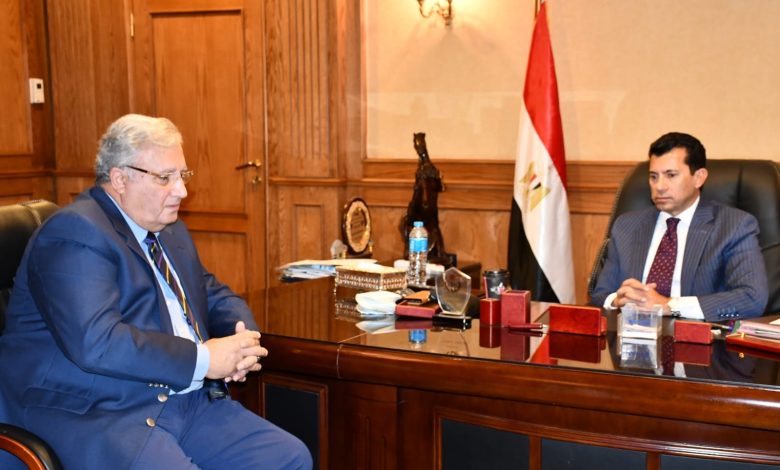 مصر تستضيف المؤتمر العالمي لجراحة عظام الكتف والمرفق لأول مرة في أفريقيا والشرق الاوسط* 4 IMG 20231006 WA0170 1