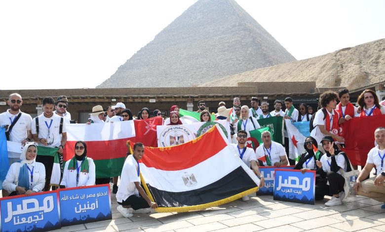 شباب سفينة النيل يزورون الاهرامات ، وأعلام الدول العربية ترسم الملحمة العربية 5 IMG 20231009 WA0164