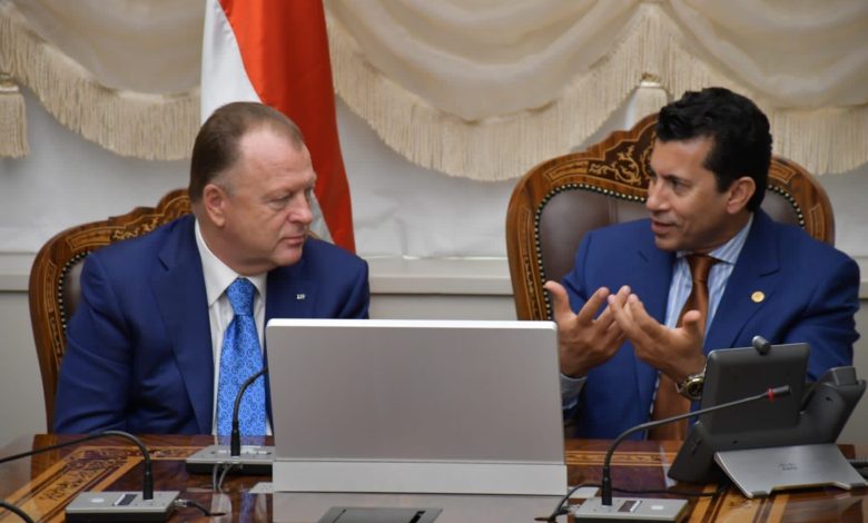 وزير الرياضة يلتقي رئيس الاتحاد الدولي للجودو 5 IMG 20231011 WA0192