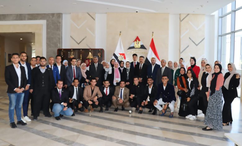 وفد من أعضاء برلمان شباب مصر يزور مركزالمعلومات ودعم اتخاذ القرار بالعاصمة الإدارية 5 IMG 20231012 WA0086