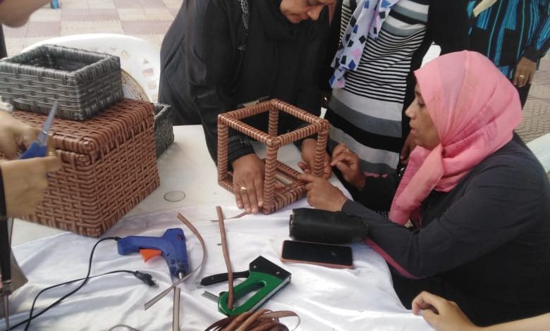 الشباب تنفذ ورش للحرف اليدوية تحت شعار " مهنتك ..حرفتك 4 IMG 20231014 WA0074