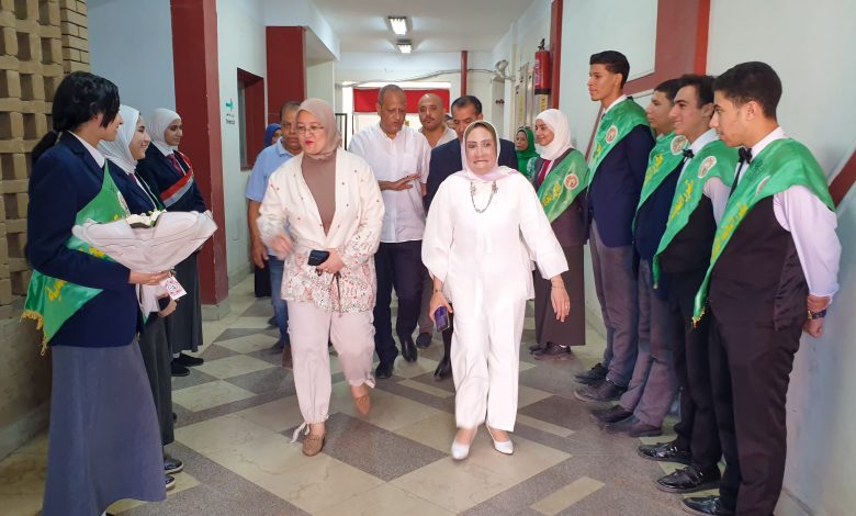 وكيل تعليم بورسعيد تتفقد مدرستي مصطفى كامل الابتدائية والثانوية الفندقية 3 IMG 20231015 WA0127