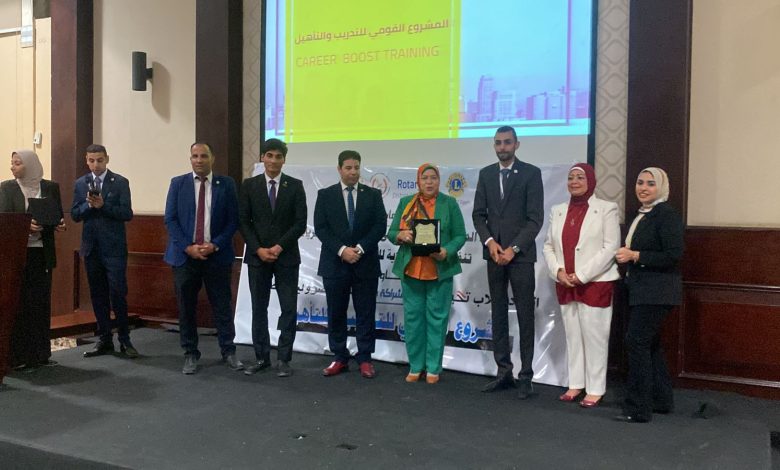 الشباب : تكّرم المتميزين في المرحلة الأولي من المشروع القومي للتدريب والتأهيل 3 IMG 20231015 WA0161