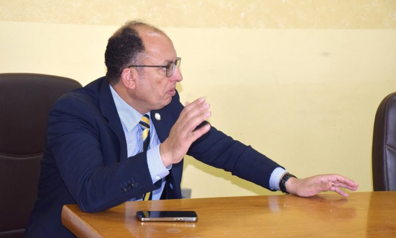 رئيس جامعة حلوان يتفقد كلية الحاسبات للوقوف على آخر مستجدات منصة جامعة حلوان للكتاب الإلكتروني 1 IMG 20231016 WA0108