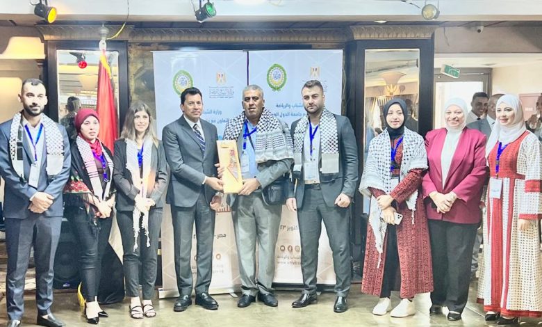 موقف انسانى من وزير الشباب استضافة كاملة للوفد الفلسطيني المشارك فى سفينةالنيل 3 IMG 20231020 WA0075