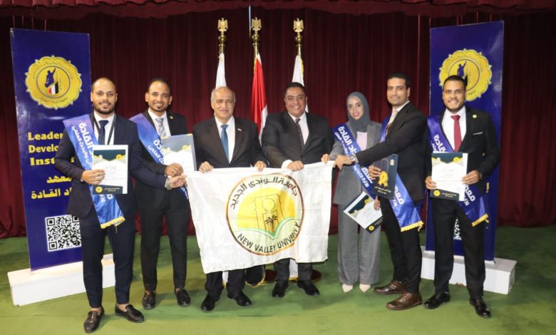 قادة الغد يتسلمون شهادات التكريم في ختام فعاليات ملتقى القيادات الشابة 5 IMG 20231020 WA0089