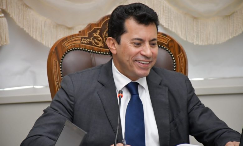 وزير الرياضة يلتقي سكرتير عام الإتحاد الإفريقي للرياضة الجامعية 3 IMG 20231026 WA0092