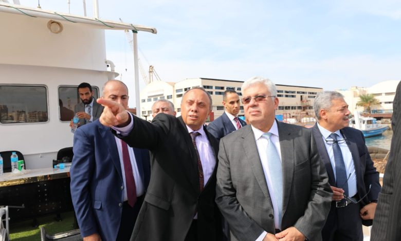 وزير التعليم العالي يوجه بتعظيم الاستفادة من الدراسات والبحوث العلمية المتعلقة بالتغيرات المناخية 7 IMG 20231027 WA0078