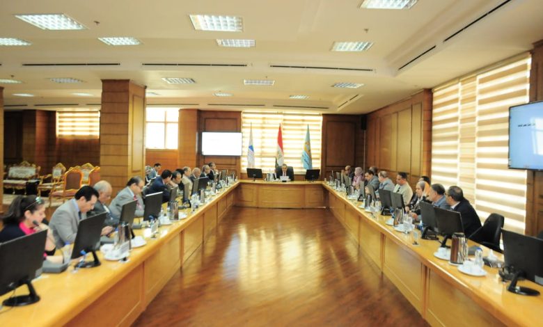 مجلس جامعة كفر الشيخ يشيد بالمراكز المتقدمة التى تحققها الجامعة فى كافة التصنيفات الدولية 1 IMG 20231031 WA0179