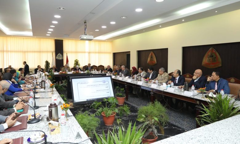 مجلس جامعة الزقازيق يعقد اجتماعه الدورى ويناقش عدداً من الموضوعات 1 IMG 20231031 WA0193