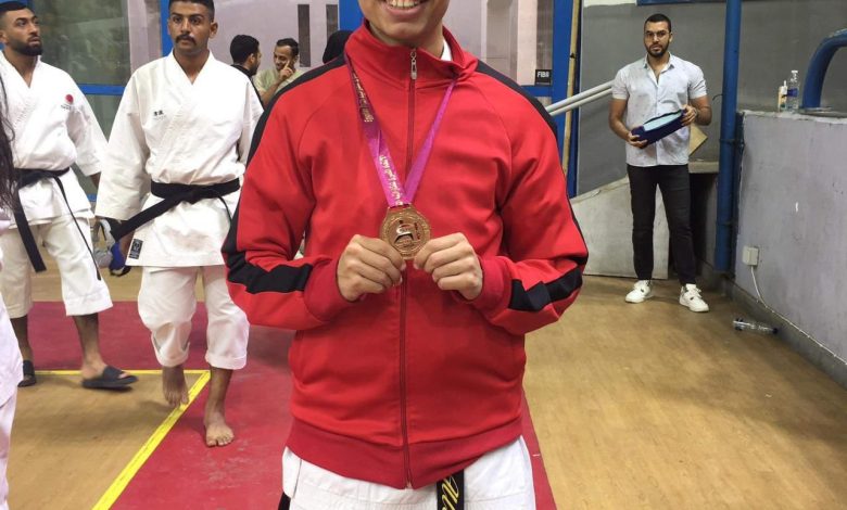 طالب بالجامعة اليابانية يفوز بالمركز الثالث في بطولة الجمهورية للكاراتيه 1 IMG 20231105 WA0100