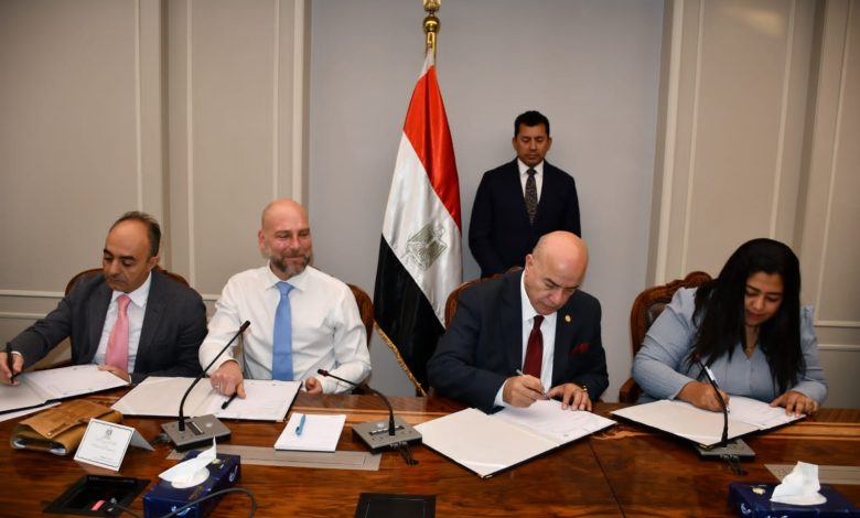 وزارة الشباب والرياضة تتسلم منصة برنامج "دورنا 4 IMG 20231114 WA0245