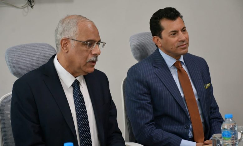 وزير الرياضة يزور لاعبي المنتخب الاولمبي لكرة القدم بمقر اقامتهم 6 IMG 20231115 WA0203