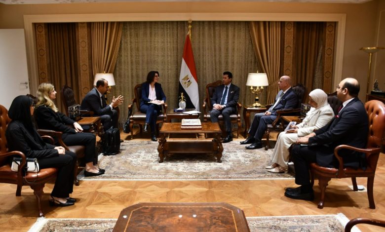 اشرف صبحي يبحث افاق التعاون الشبابي مع منظمة التعاون الاقتصادي والتنمية OECD 6 IMG 20231122 WA0151 1
