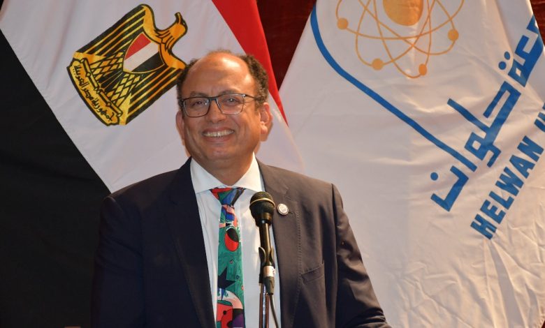 ندوة لتنمية مهارات طلاب جامعة حلوان للمحاضر الدولى صلاح ابو المجد 8 IMG 20231128 WA0110