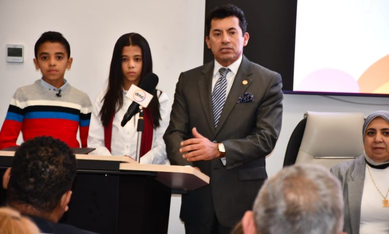 وزير الشباب والرياضة يلتقي وفود الملتقي الدولي لأطفال العالم 2023 8 IMG 20231129 WA0122