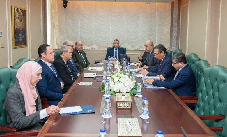 وزير الدولة للإنتاج الحربي" يتابع المشروعات الجاري تنفيذها و التطوير بشركة "الصيانة والتوريدات" 1 FB IMG 1702645306824