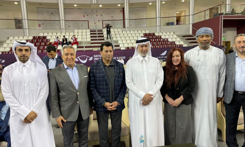 وزير الشباب والرياضة يلتقى ببعثة المنتخب الوطنى لرفع الأثقال خلال زيارته لدولة قطر 7 IMG 20231205 WA0176