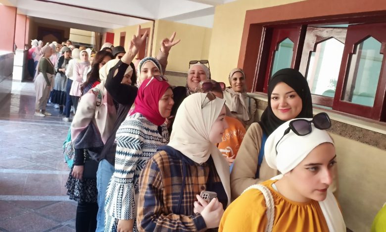 الشباب المُشارك في قطار الشباب ورحلات إعرف بلدك يدلون بأصواتهم في شرم الشيخ 5 IMG 20231210 WA0209