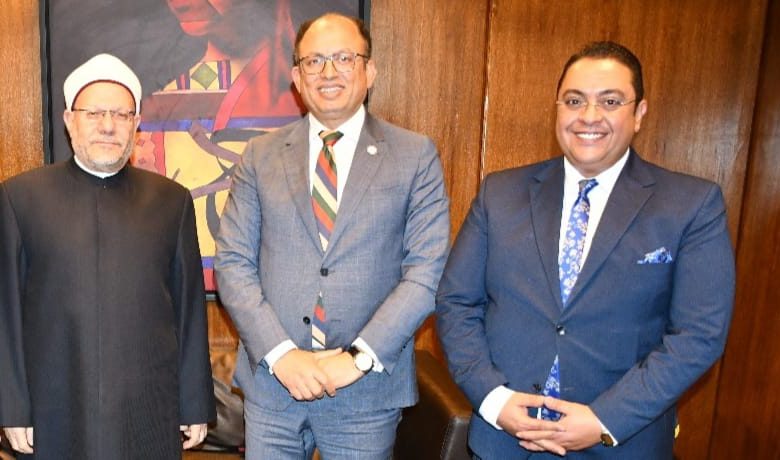 الشباب والتحصين ضد المخاطر الفكرية والسلوكية ندوة بجامعة حلوان 2 IMG 20231215 WA0127