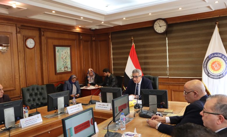 وزير التعليم العالي يستعرض تقريرًا حول الاجتماع الدوري للمجلس الأعلى لشئون التعليم والطلاب 1 IMG 20231223 WA0104