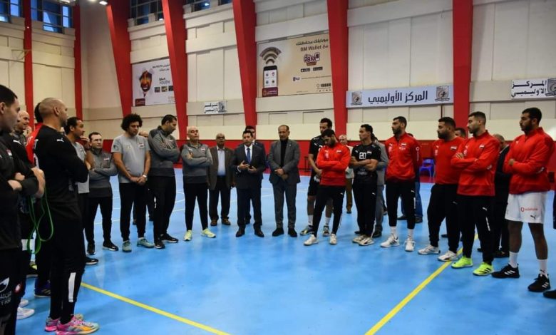 وزير الرياضة لمنتخب اليد نثق فى قدراتكم على تحقيق البطولة الافريقية و مركز متميز بالاولمبياد 3 FB IMG 1704221503159