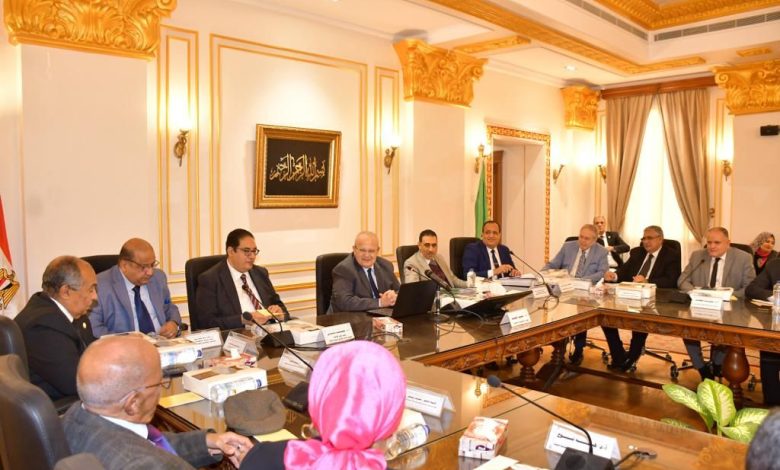 مجلس جامعة القاهرة يناقش المشروعات كرسى لتطوير علوم الدين ومدينة طبية 5 IMG 20240101 WA0111