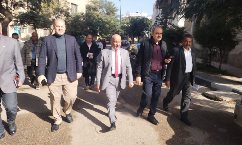 نائب رئيس جامعة الزقازيق لشئون التعليم والطلاب يتفقد سير أعمال الامتحانات بكلية الزراعة 1 IMG 20240109 WA0134