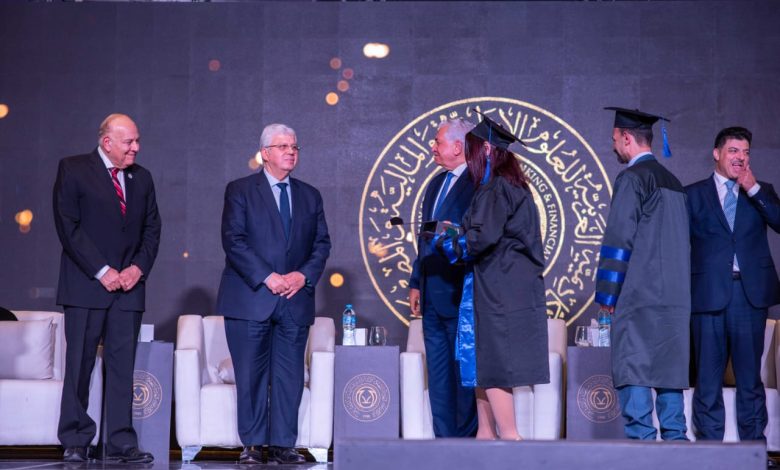 وزير التعليم العالي يشهد حفل تخرج الحاصلين على الدراسات العليا بالأكاديمية العربية للعلوم الإدارية والمالية والمصرفية 1 IMG 20240114 WA0113