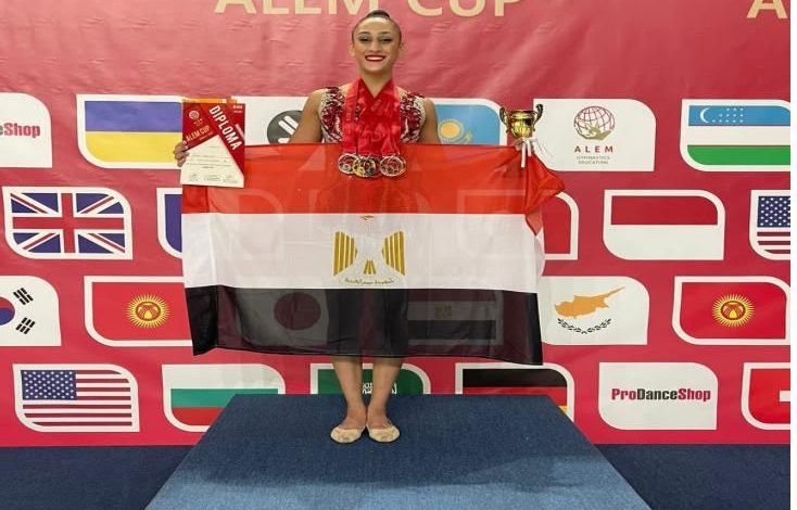 طالبة بالجامعة اليابانية تحصد ذهبيتين و٣ فضية وبرونزية فى البطولة الدولية للجمباز الإيقاعي بدبي 1 IMG 20240116 WA0060