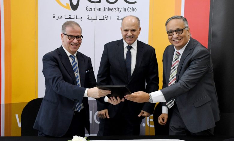 توقيع بروتوكول تعاون بين الجامعة الألمانية بالقاهرة و مستشفى وادي النيل 4 IMG 20240205 WA0246