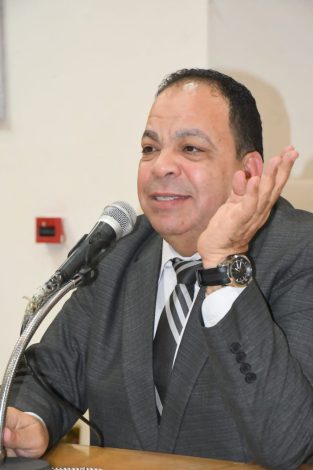 رئيس الهيئة العامة لتعليم الكبار الجديد يلتقي العاملين بالهيئة. 4 IMG 20240304 WA0355