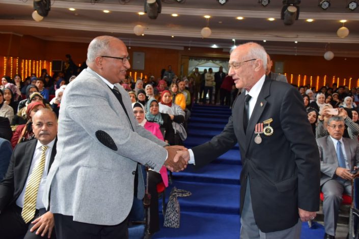 تعليم بور سعيد تحتفل بيوم الشهيد وتكريم أسر الشهداء 4 IMG 20240310 WA0248