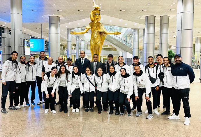 استقبال رسمي لبعثتي تنس الطاولة والريشة الطائرة بعد العودة من دورة الألعاب الأفريقية 1 IMG 20240311 WA0323