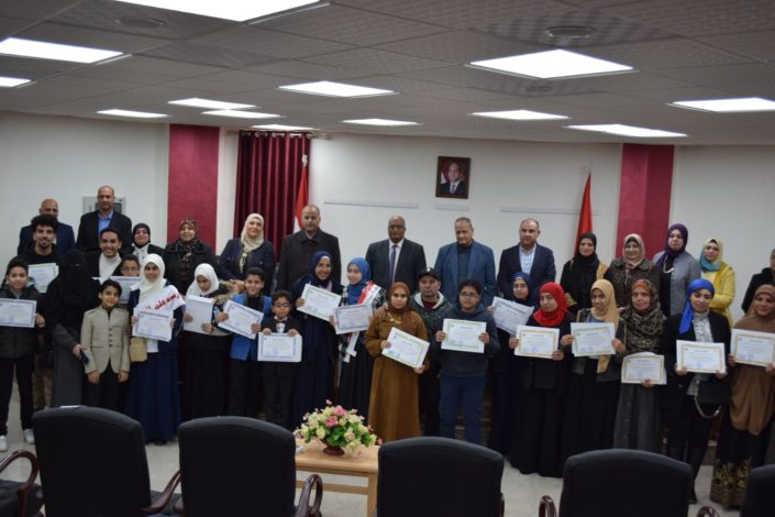 عبد التواب" يفتتح معرض ختام الأنشطة التربوية بمدرسة ٦ أكتوبر الثانوية للبنات ببورسعيد 5 IMG 20240318 WA0220